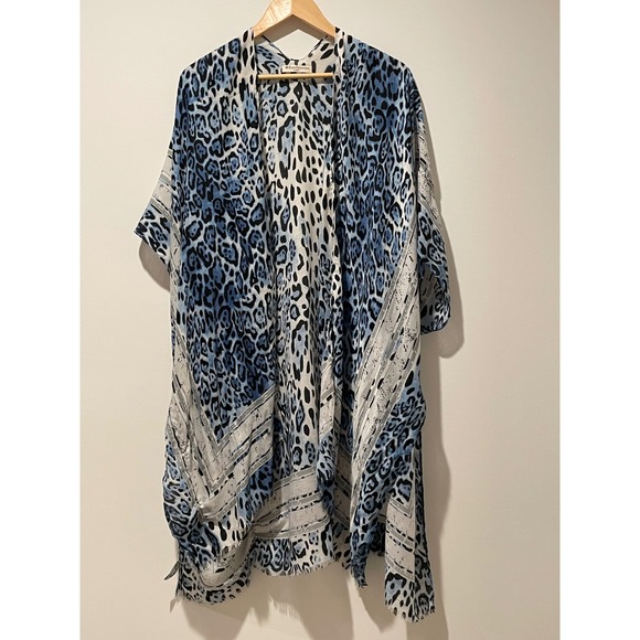 Riah Fashion Los Angeles Blue Animal Leopard Print Kimono Cover Up - Picture 1 of 3